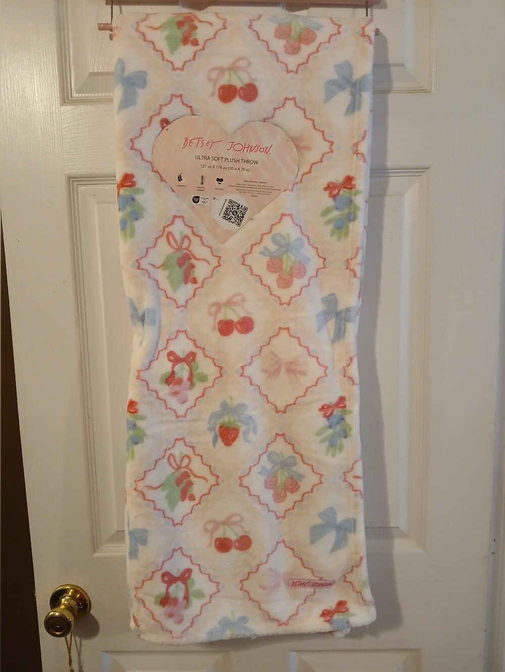 Betsey Johnson NWT Plush Throw- Fruit